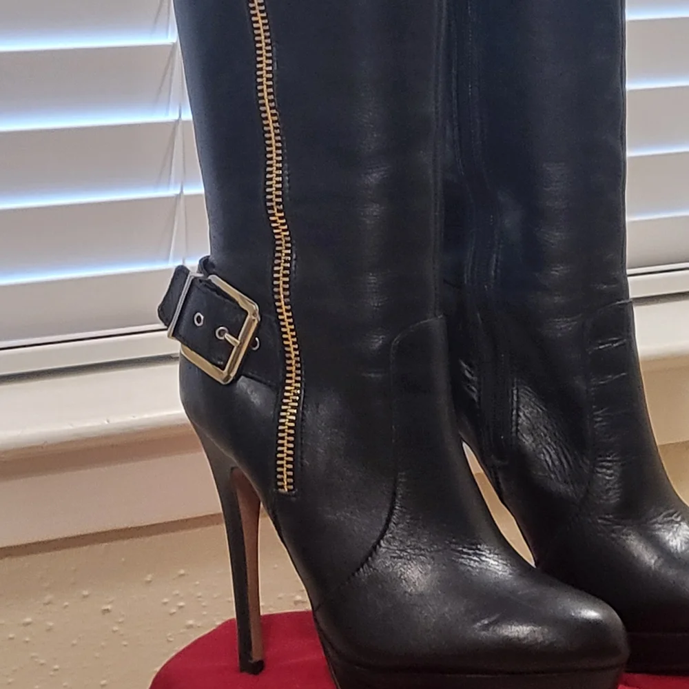 Aldo Knee High Stiletto Leather Boots - Picture 3 of 15